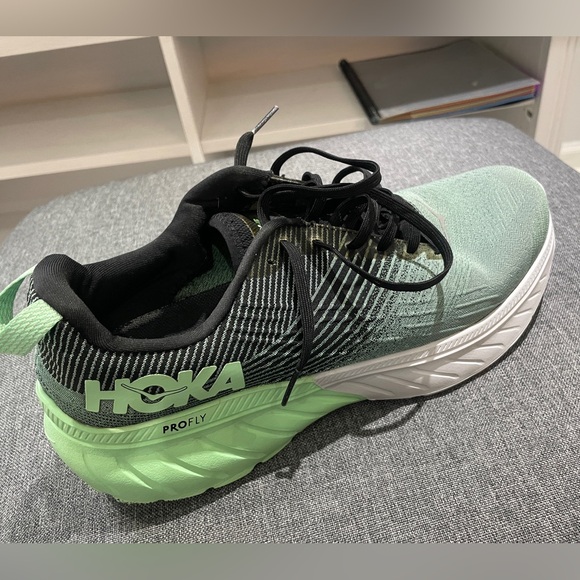 The Hoka One Mach 3 PROFLY - Picture 2 of 10